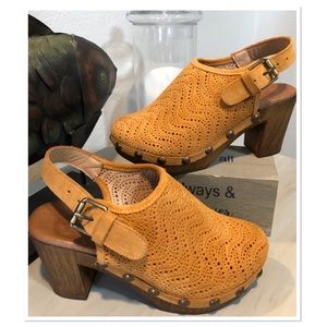 Eric Michael suede mule closed toe